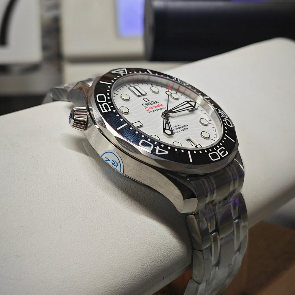 Omega Seamaster Diver 300M