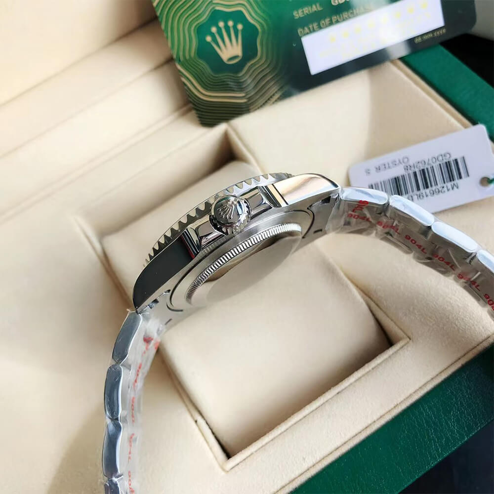 Rolex Submariner Date