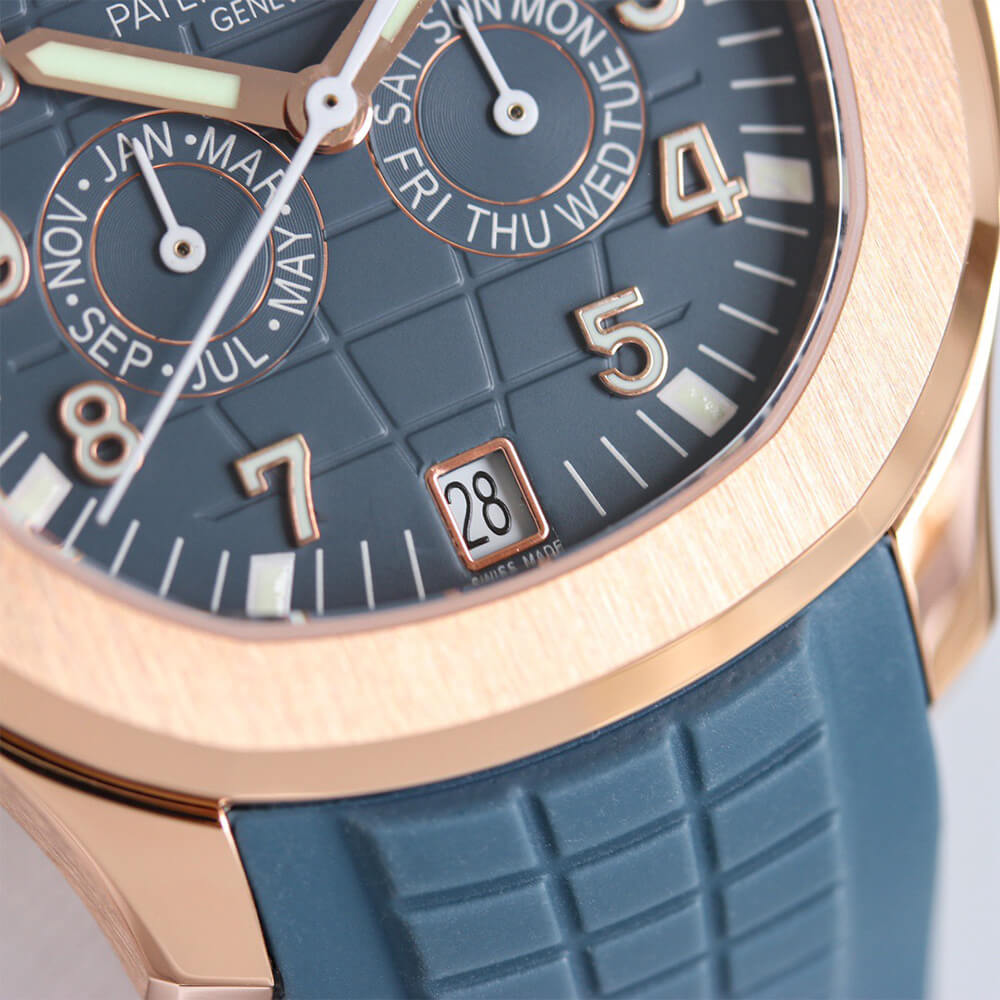 Patek Philippe Aquanaut 5261R-001