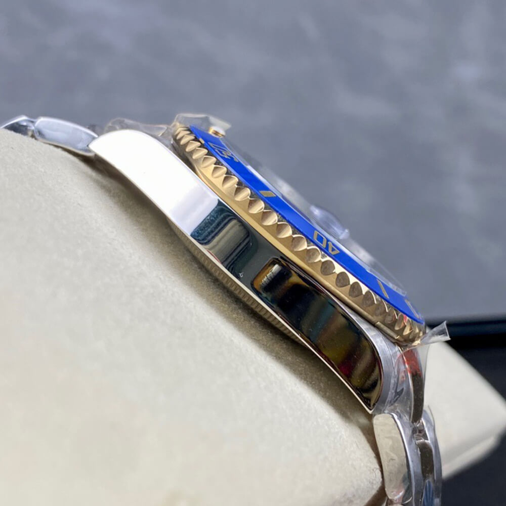 Rolex Submariner Date