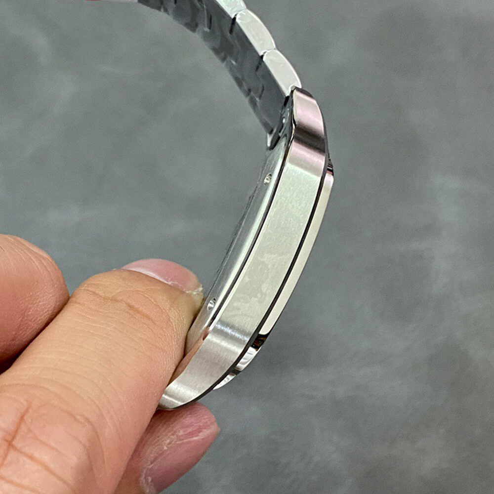 Santos Large de Cartier watch