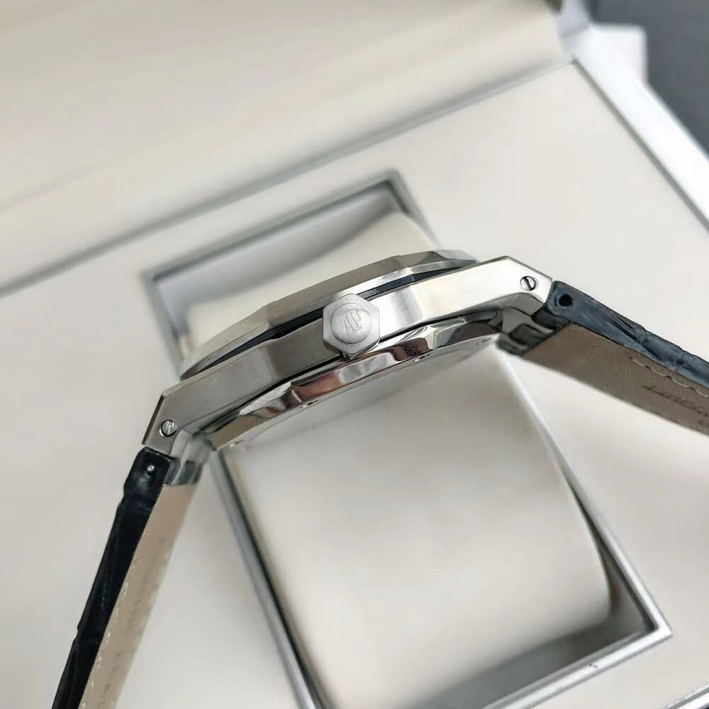 Audemars Piguet Royal Oak 15400